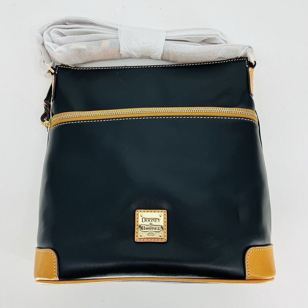 NWT Dooney & Bourke Smooth Leather Crossbody Bag Purse Black Tan BWXFD3264 BLBS
